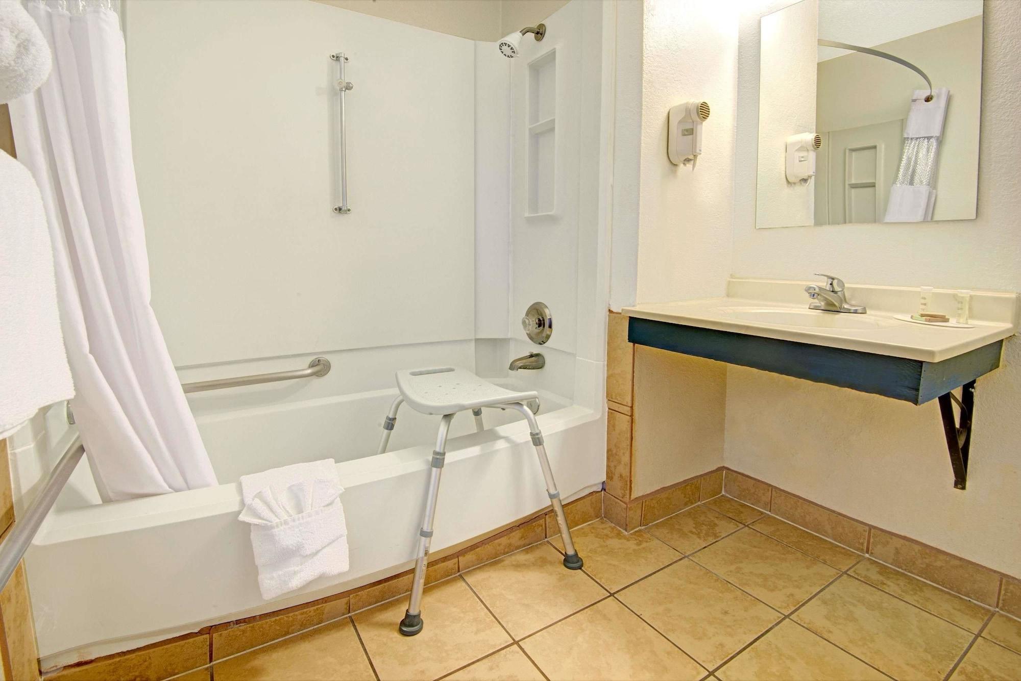 ซูเปอร์ 8 บาย วินด์แฮม ลาสครูเซส/ลาโพซาดา เลน Hotel ภายนอก รูปภาพ